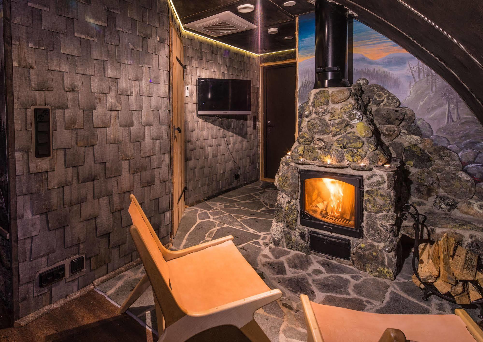 Lapland Northern Lights Hotel Ilveslinna Рануа Экстерьер фото