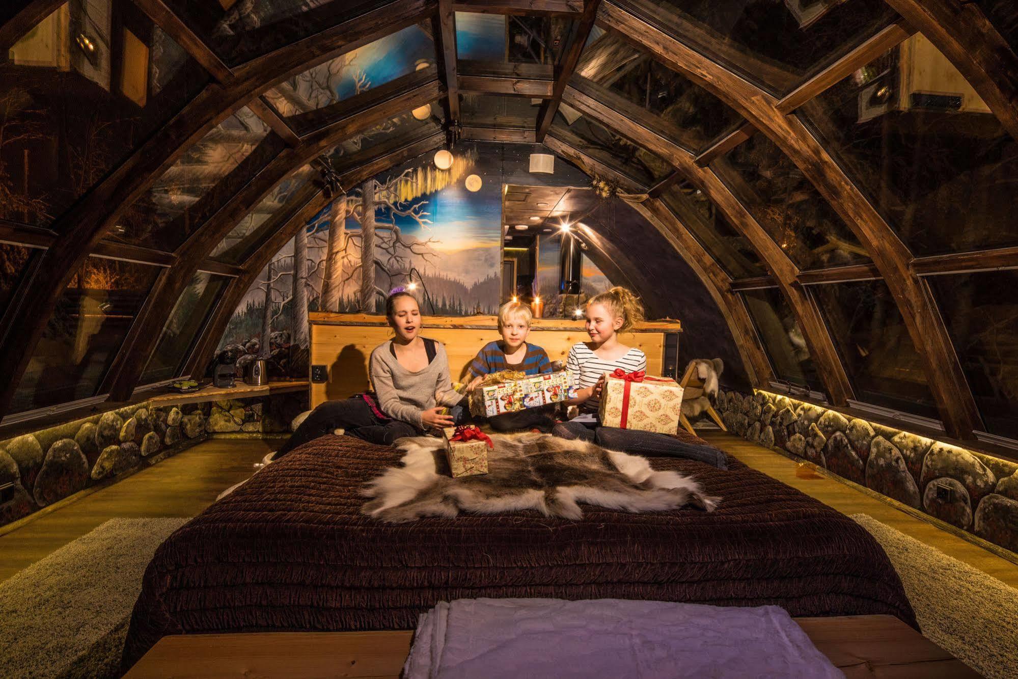 Lapland Northern Lights Hotel Ilveslinna Рануа Экстерьер фото